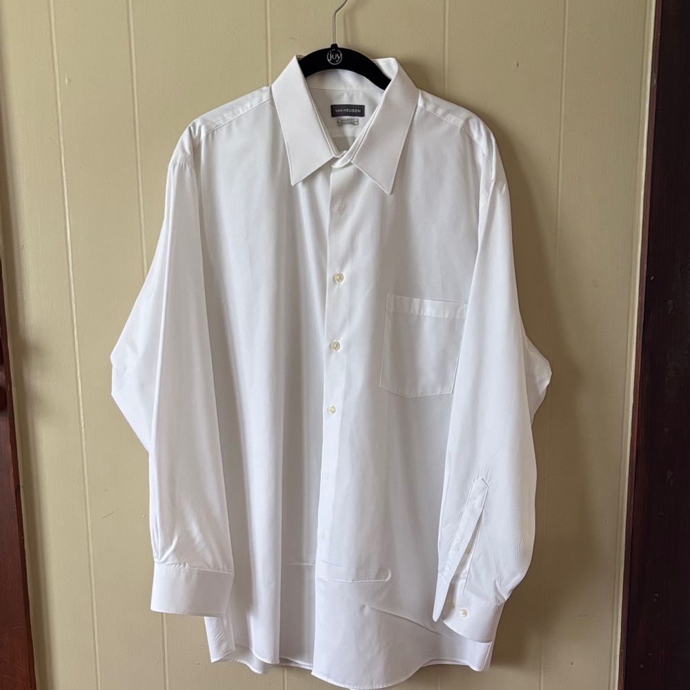 Van Heusen Crisp White Dress Shirt